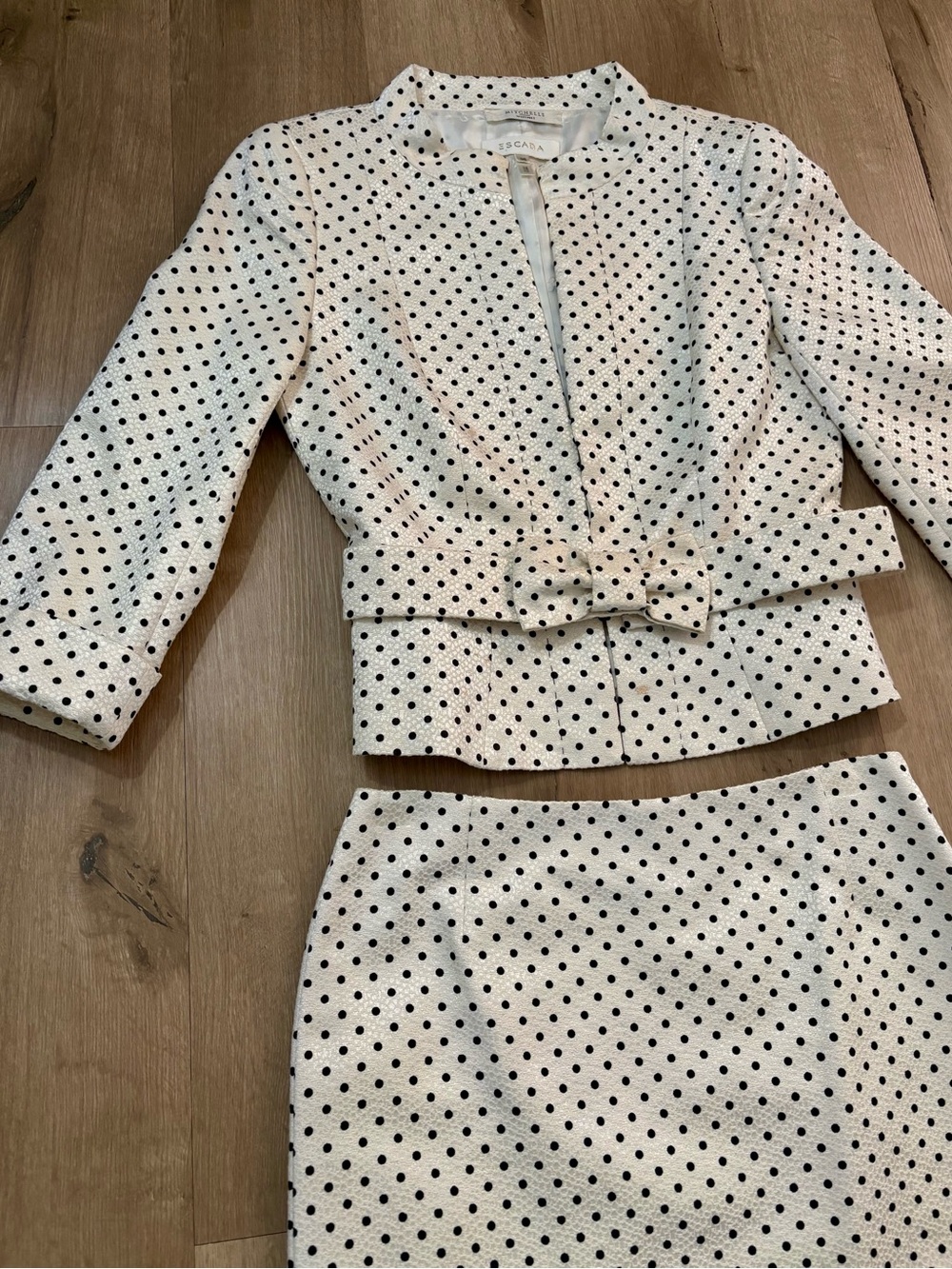 Vintage Women’s Escada Textured Polka Dot Skirt Suit Set - Size 36/US 6